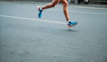 Trening biegacza – czynniki determinujące proces treningowy amatorów