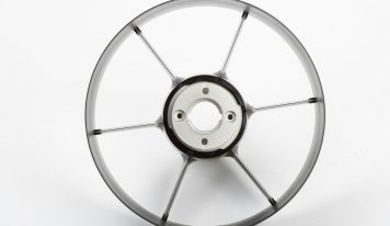 Trening siłowy z wykorzystaniem flywheel – czym jest i jaką ma wartość?