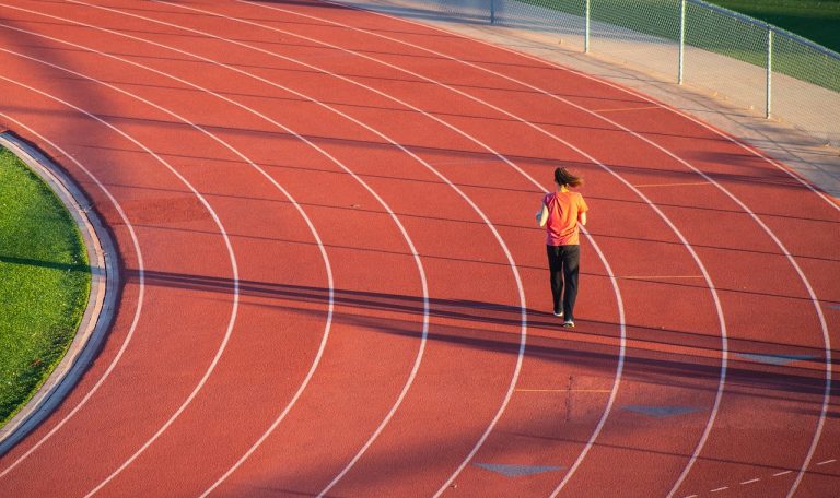 Dlaczego dobrowolnie wybieramy cierpienie? Psychologia sportów wytrzymałościowych